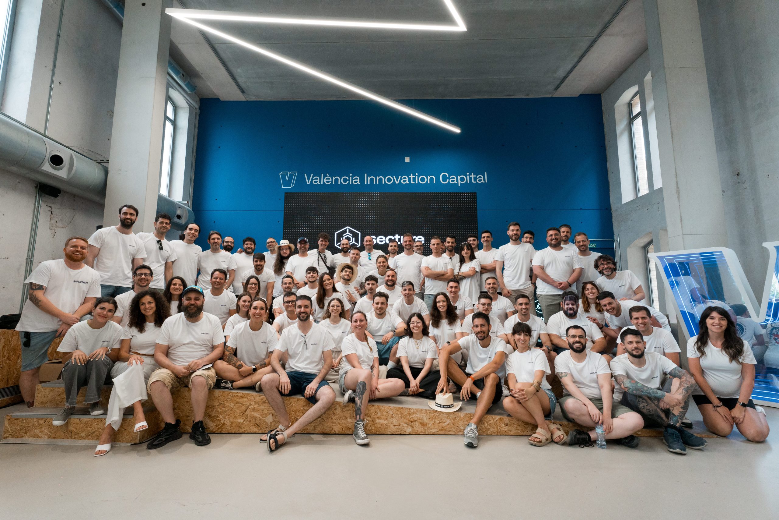 Brecha de género en tecnología: 2025 suma, pero no iguala 4 DSC9767 2 edited scaled